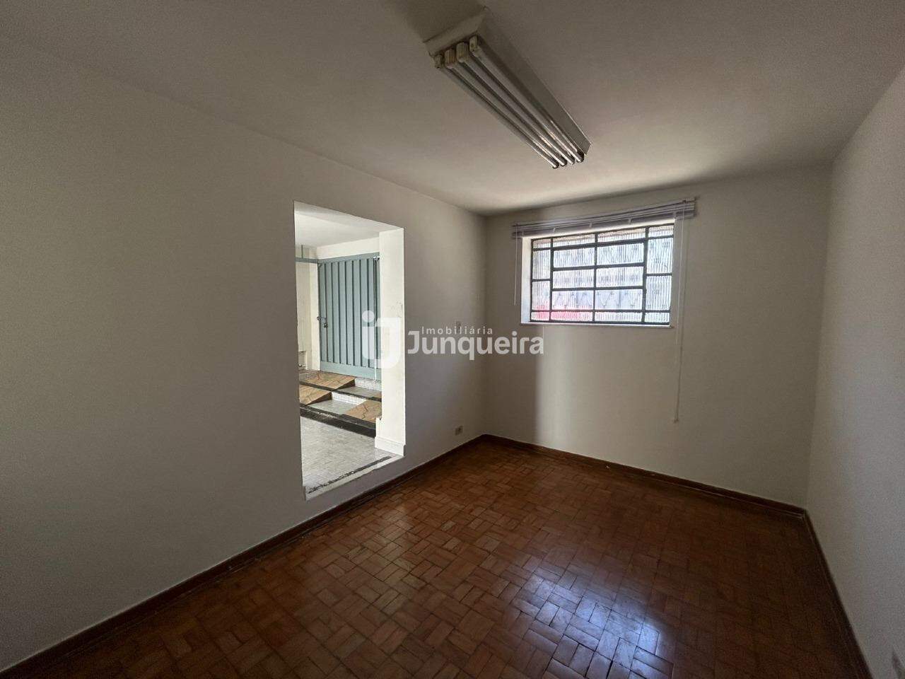 Casa Comercial à venda, 3 quartos, sendo 1 suíte, 1 vaga, no bairro Centro em Piracicaba - SP