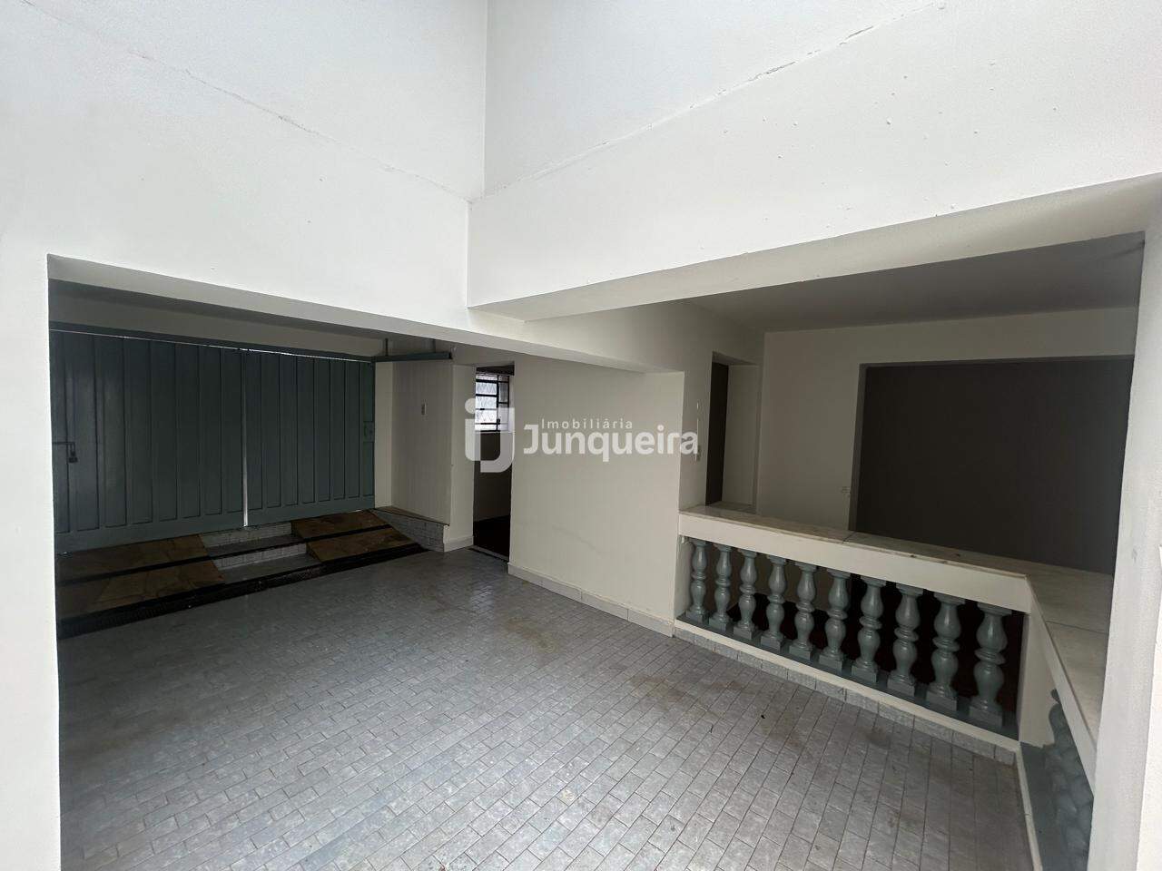 Casa Comercial à venda, 3 quartos, sendo 1 suíte, 1 vaga, no bairro Centro em Piracicaba - SP