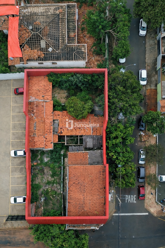 Área à venda, no bairro Centro em Piracicaba - SP