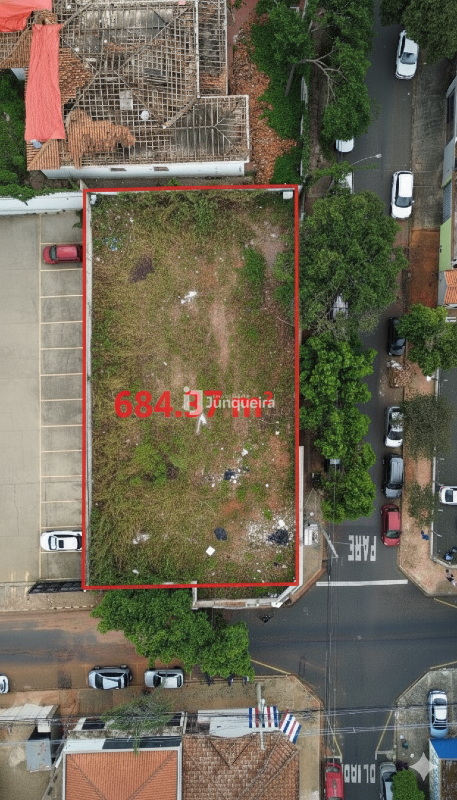 Área à venda, no bairro Centro em Piracicaba - SP
