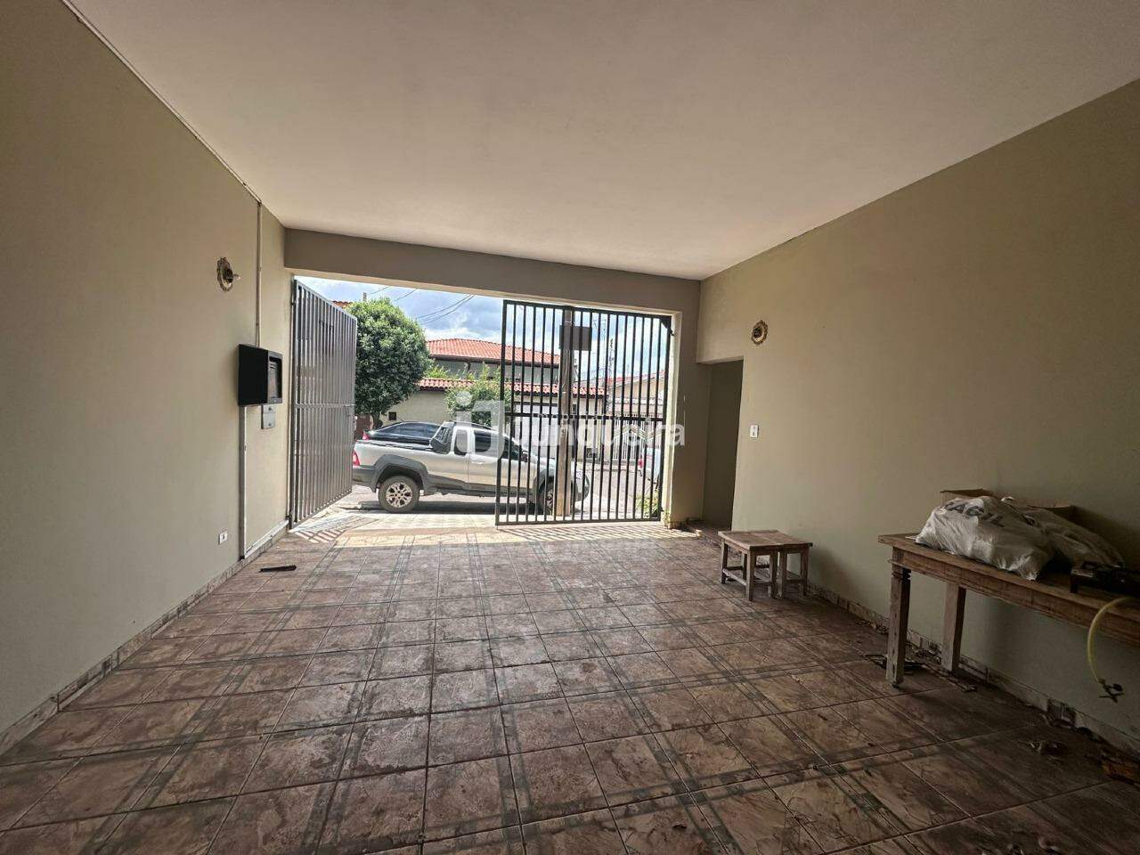 Casa à venda, 3 quartos, sendo 1 suíte, 2 vagas, no bairro Paulicéia em Piracicaba - SP