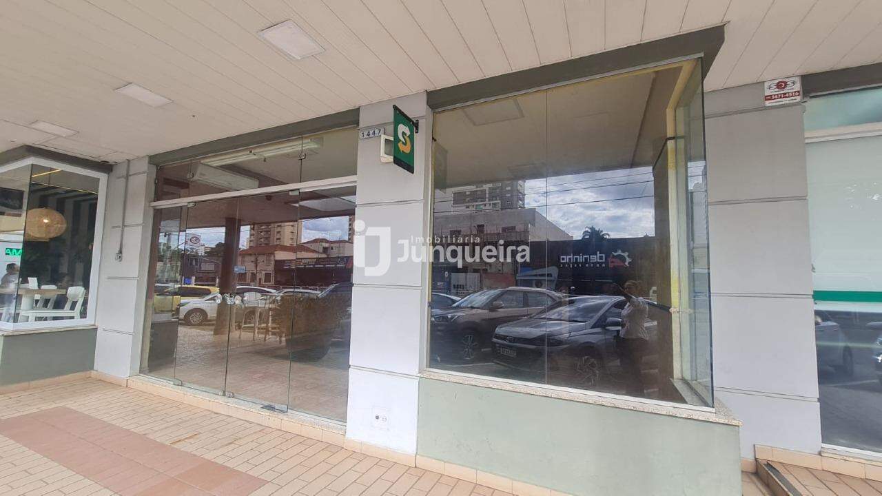Salão para alugar, 46 vagas, no bairro Centro em Piracicaba - SP
