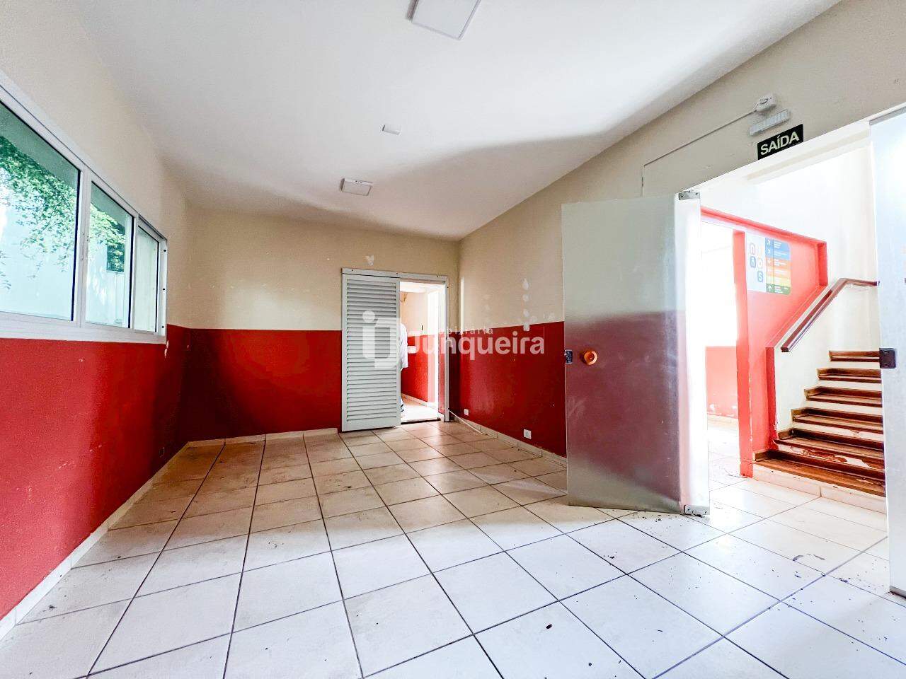 Prédio Comercial à venda, 4 vagas, no bairro Centro em Piracicaba - SP