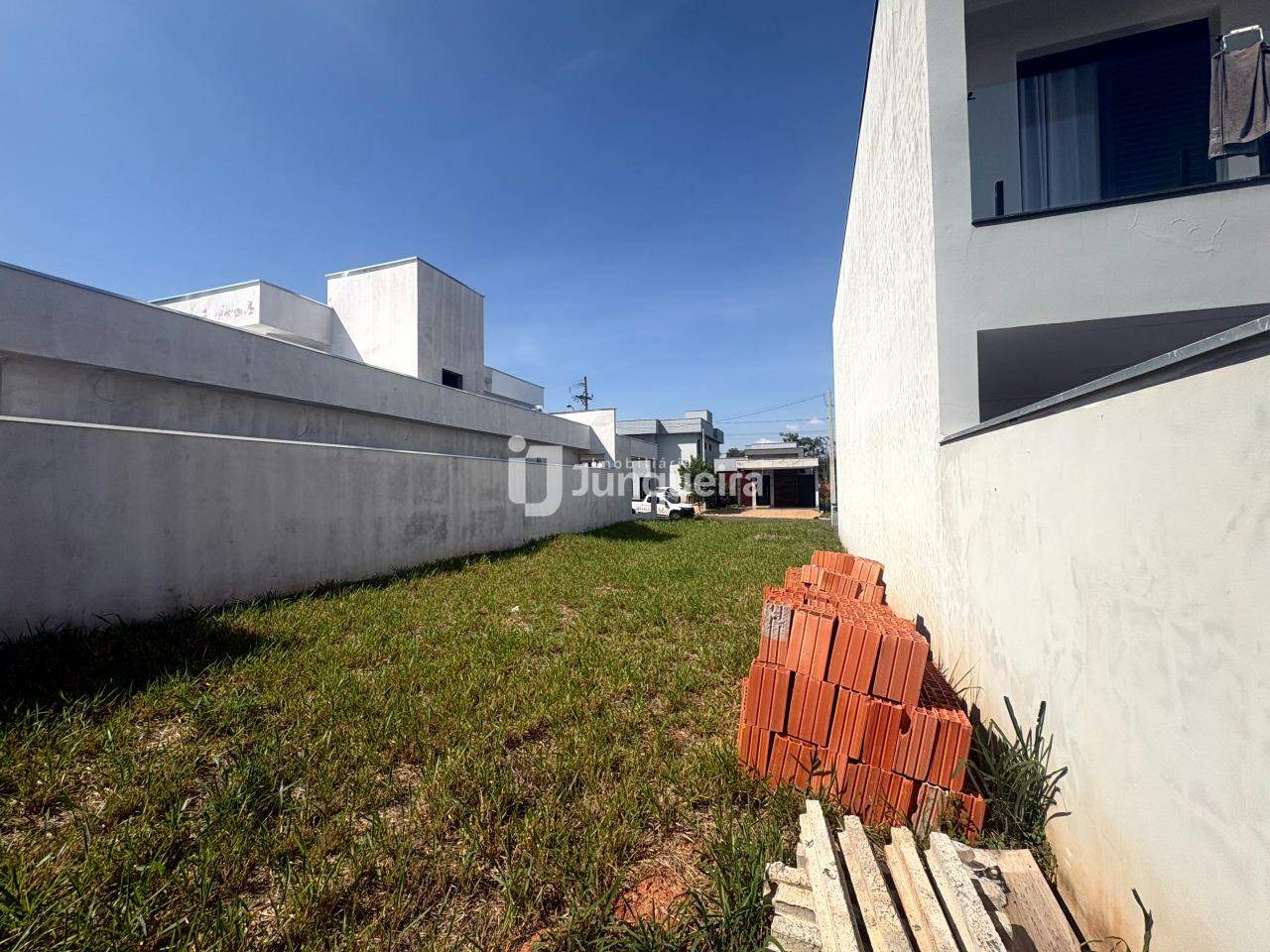Terreno em Condomínio à venda no Residencial Ágape, no bairro Residencial Ágape em Piracicaba - SP