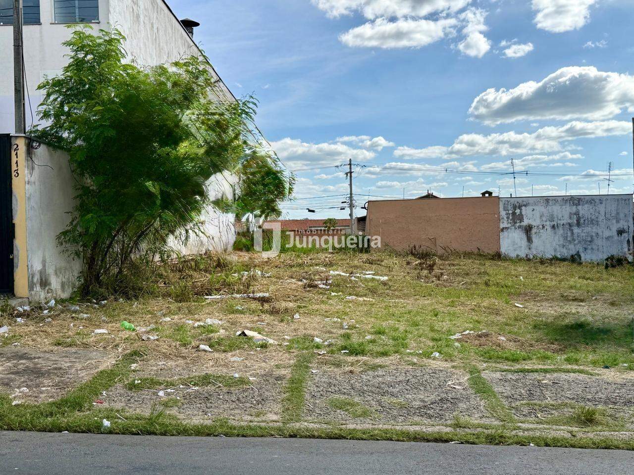 Terreno à venda, no bairro Vila Industrial em Piracicaba - SP