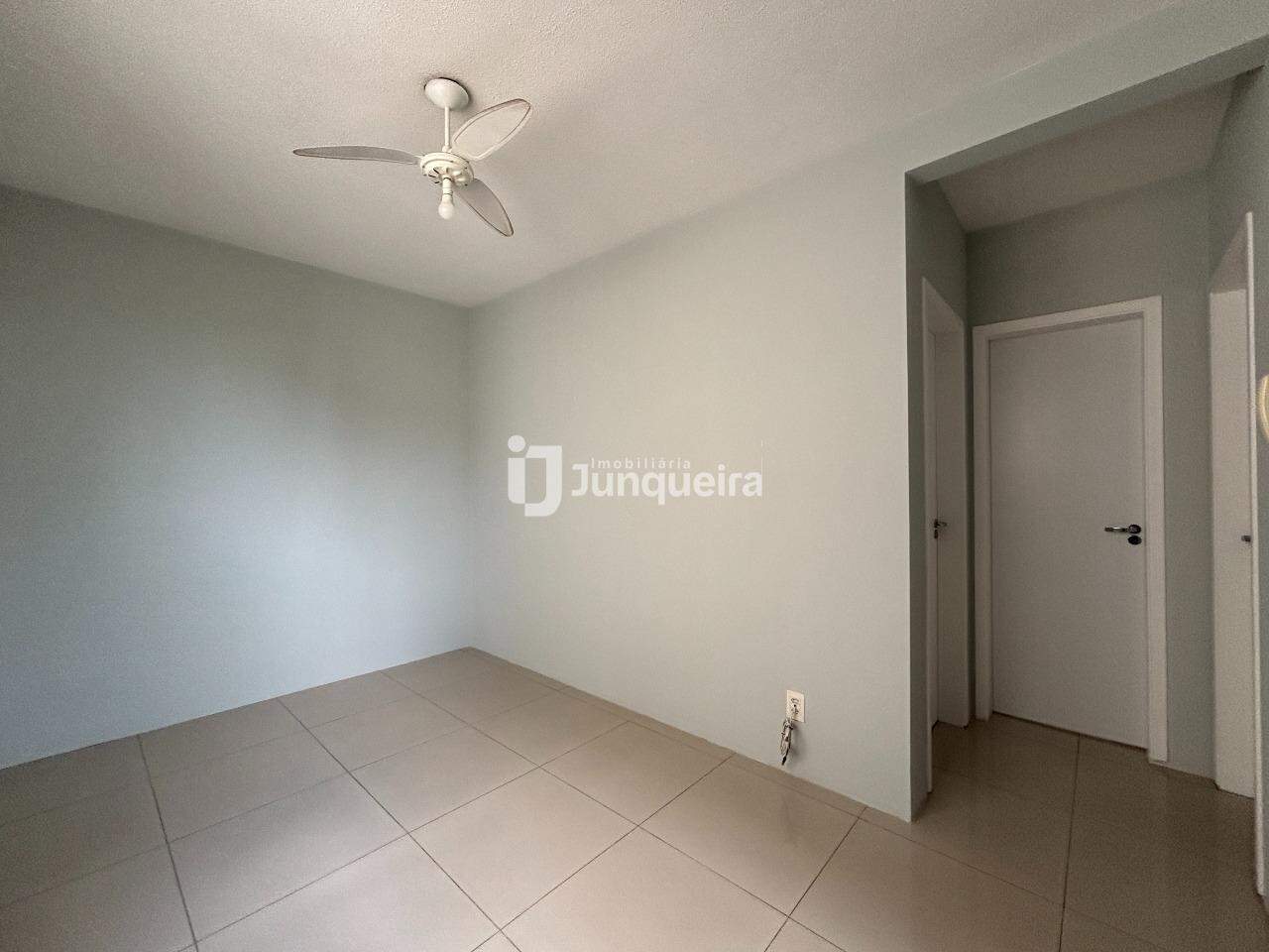 Apartamento à venda no Piazza Brasile, 2 quartos, 1 vaga, no bairro Campestre em Piracicaba - SP