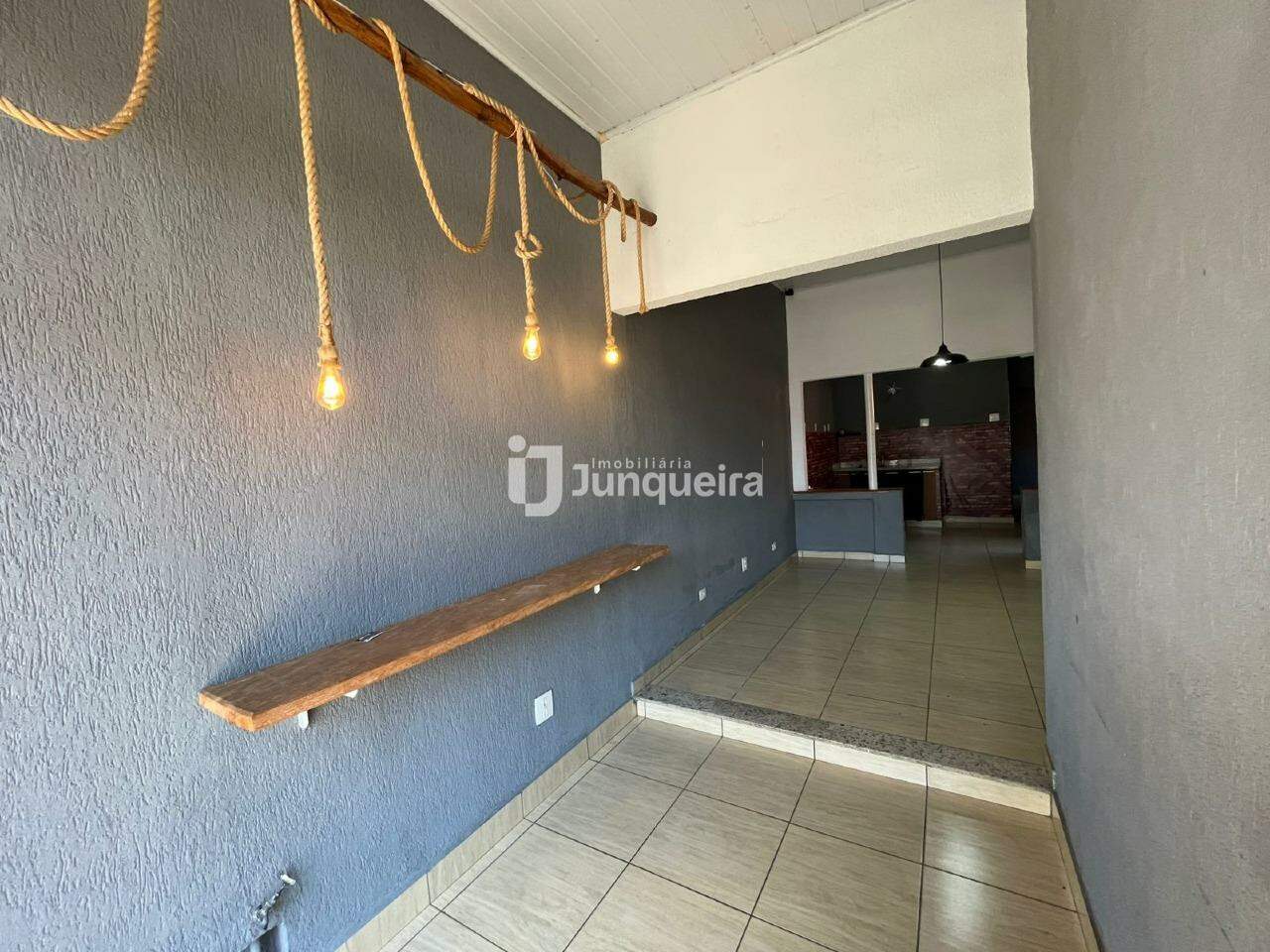 Casa para alugar, no bairro Vila Rezende em Piracicaba - SP