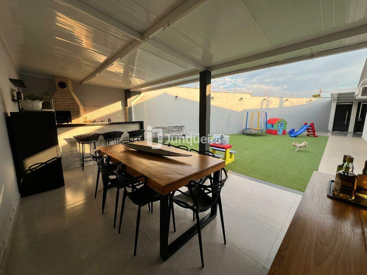 Casa para alugar, 2 quartos, 2 vagas, no bairro Residencial Santa Luzia em Charqueada - SP
