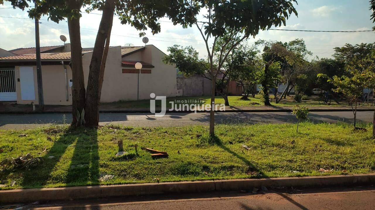 Terreno à venda, no bairro Terras Di Treviso em Piracicaba - SP