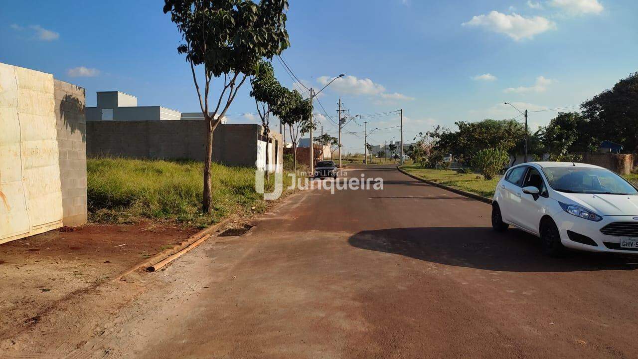 Terreno à venda, no bairro Terras Di Treviso em Piracicaba - SP