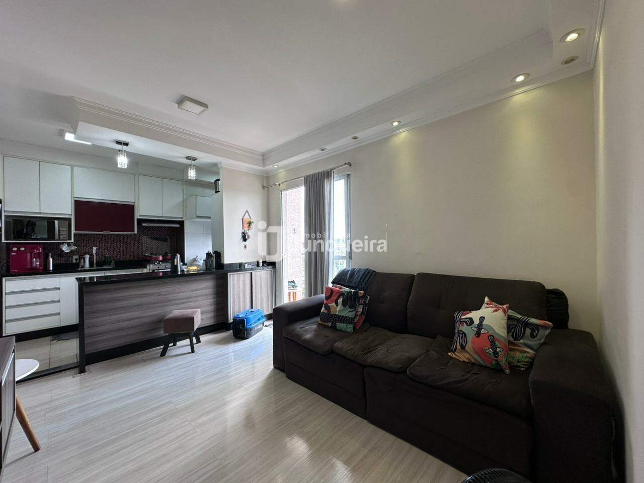 Apartamento à venda no Jardim das Magnólias, 2 quartos, sendo 1 suíte, 1 vaga, no bairro Parque Conceição II em Piracicaba - SP