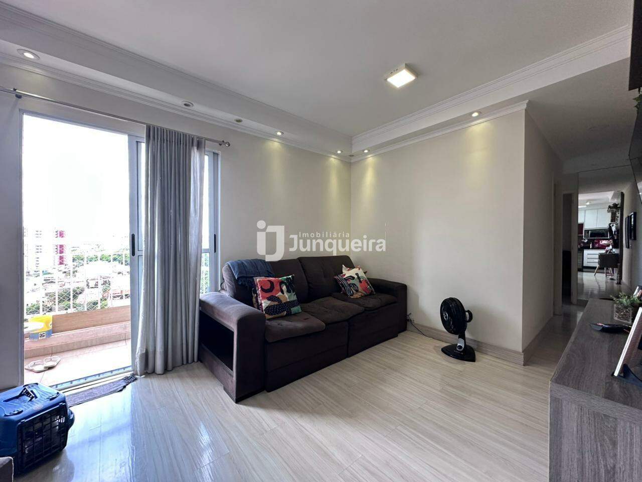 Apartamento à venda no Jardim das Magnólias, 2 quartos, sendo 1 suíte, 1 vaga, no bairro Parque Conceição II em Piracicaba - SP