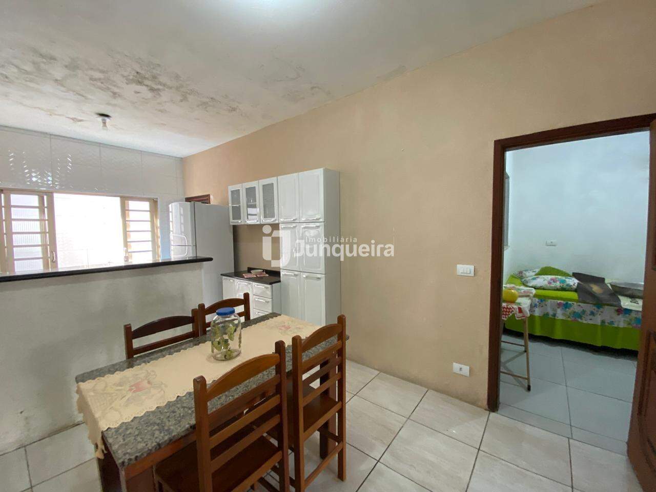 Casa à venda, 3 quartos, sendo 1 suíte, 2 vagas, no bairro Residencial Santo Antônio em Piracicaba - SP