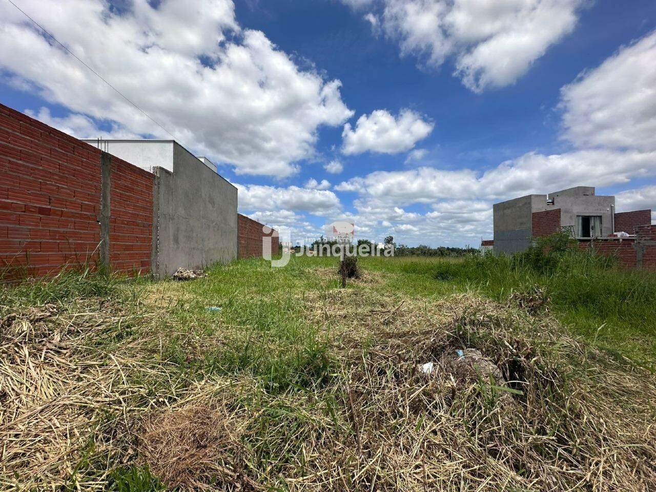 Terreno à venda, no bairro Campestre em Piracicaba - SP