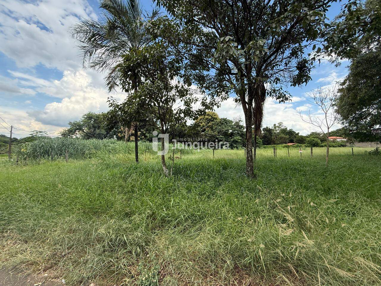 Terreno à venda, no bairro Santa Rita em Piracicaba - SP