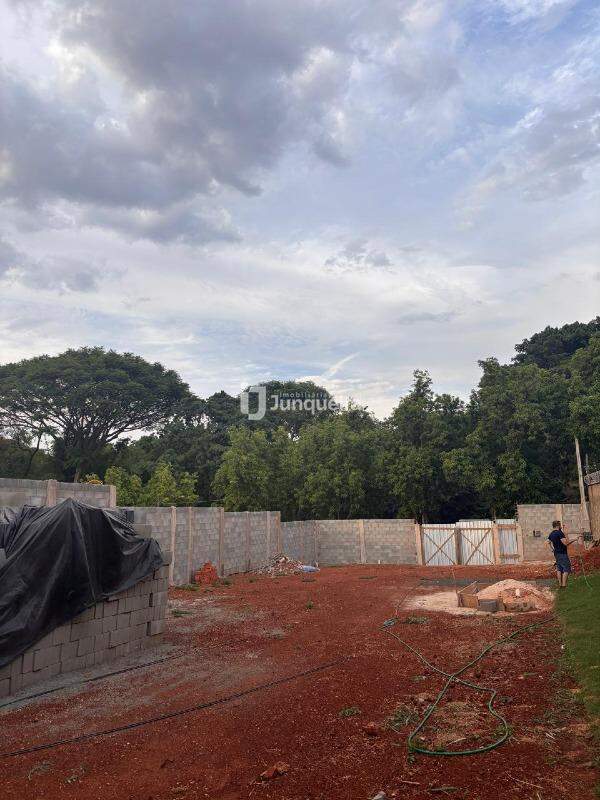 Terreno à venda, no bairro Centro em Piracicaba - SP