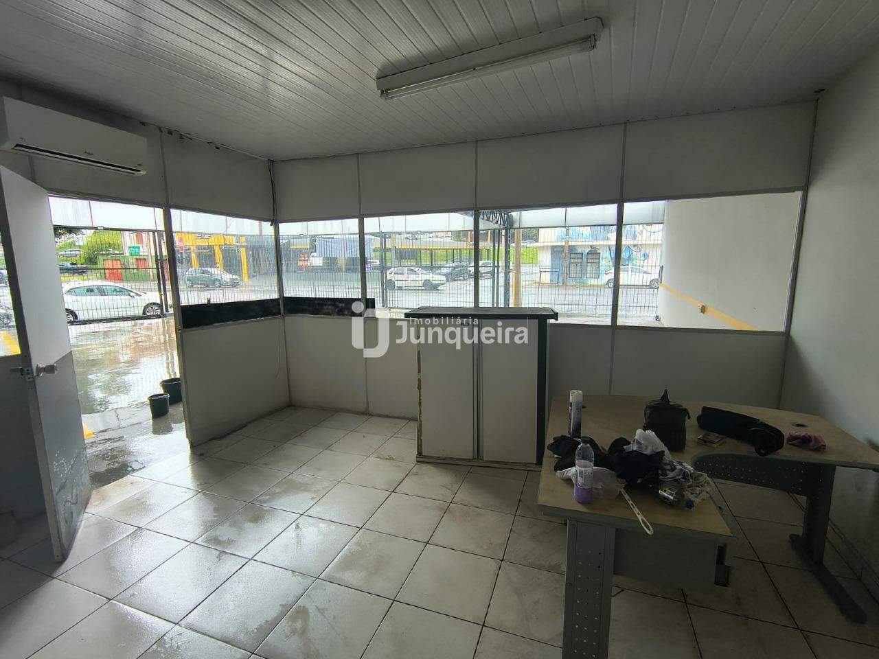 Salão para alugar, no bairro Centro em Piracicaba - SP
