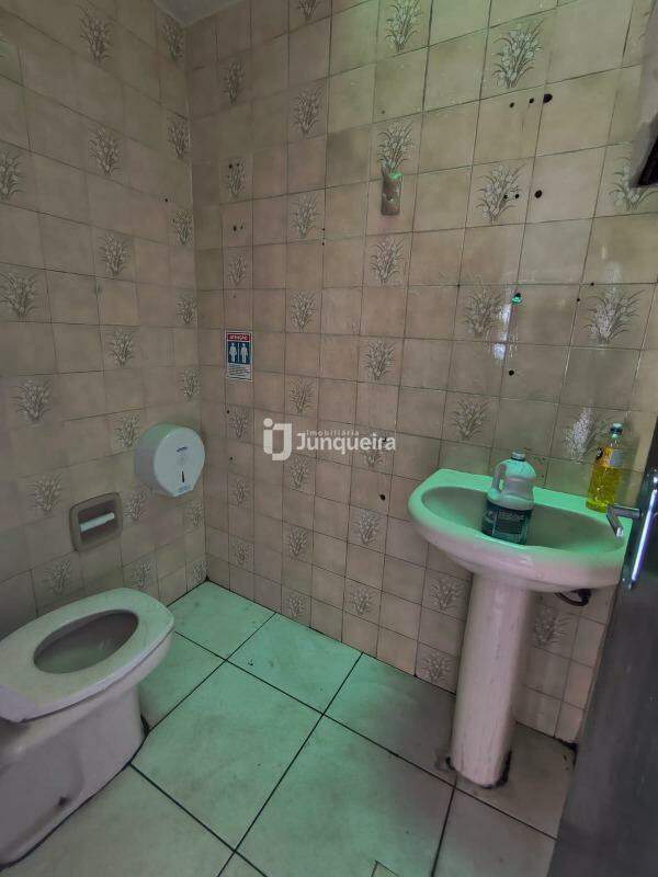 Salão para alugar, no bairro Centro em Piracicaba - SP