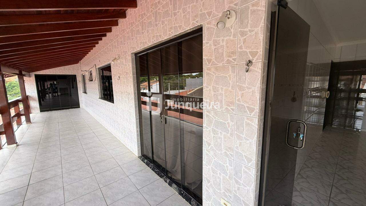 Casa para alugar, 3 quartos, sendo 1 suíte, 1 vaga, no bairro São Vicente em Piracicaba - SP