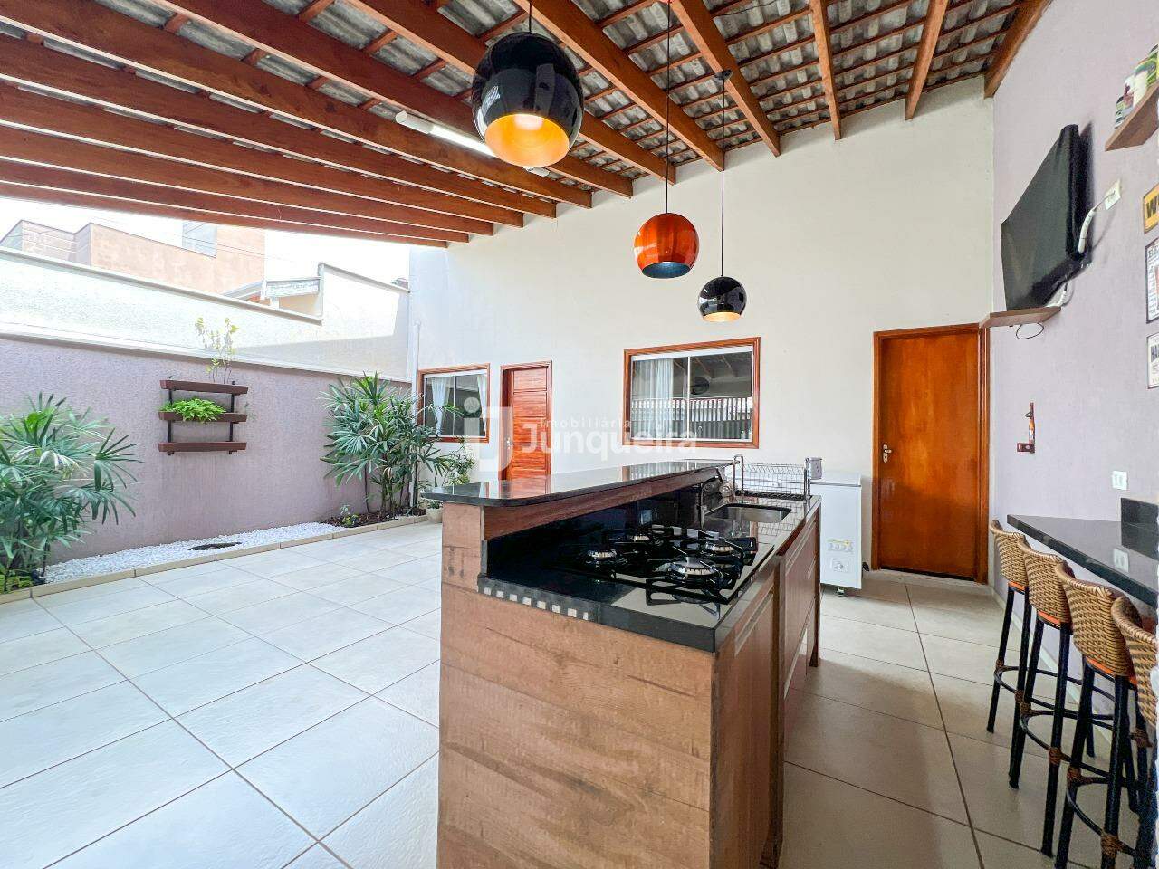 Casa em Condomínio à venda no Águas Claras, 3 quartos, sendo 1 suíte, 2 vagas, no bairro Águas Claras em Piracicaba - SP