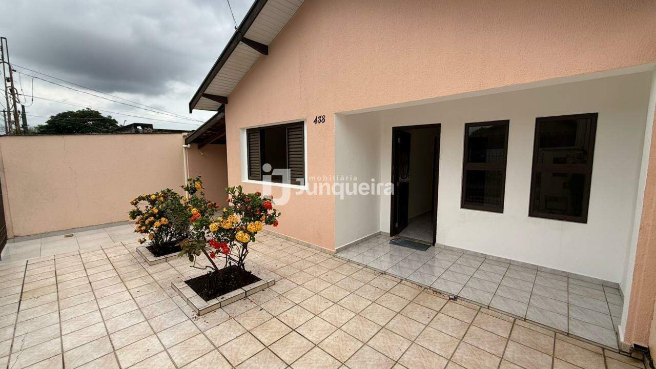 Casa à venda, 3 quartos, 4 vagas, no bairro Santa Terezinha em Piracicaba - SP