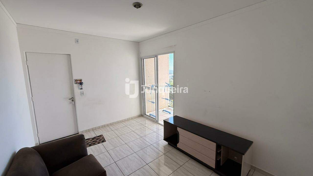 Apartamento para alugar no Engenho Resende, 2 quartos, 1 vaga, no bairro Vale do Sol em Piracicaba - SP