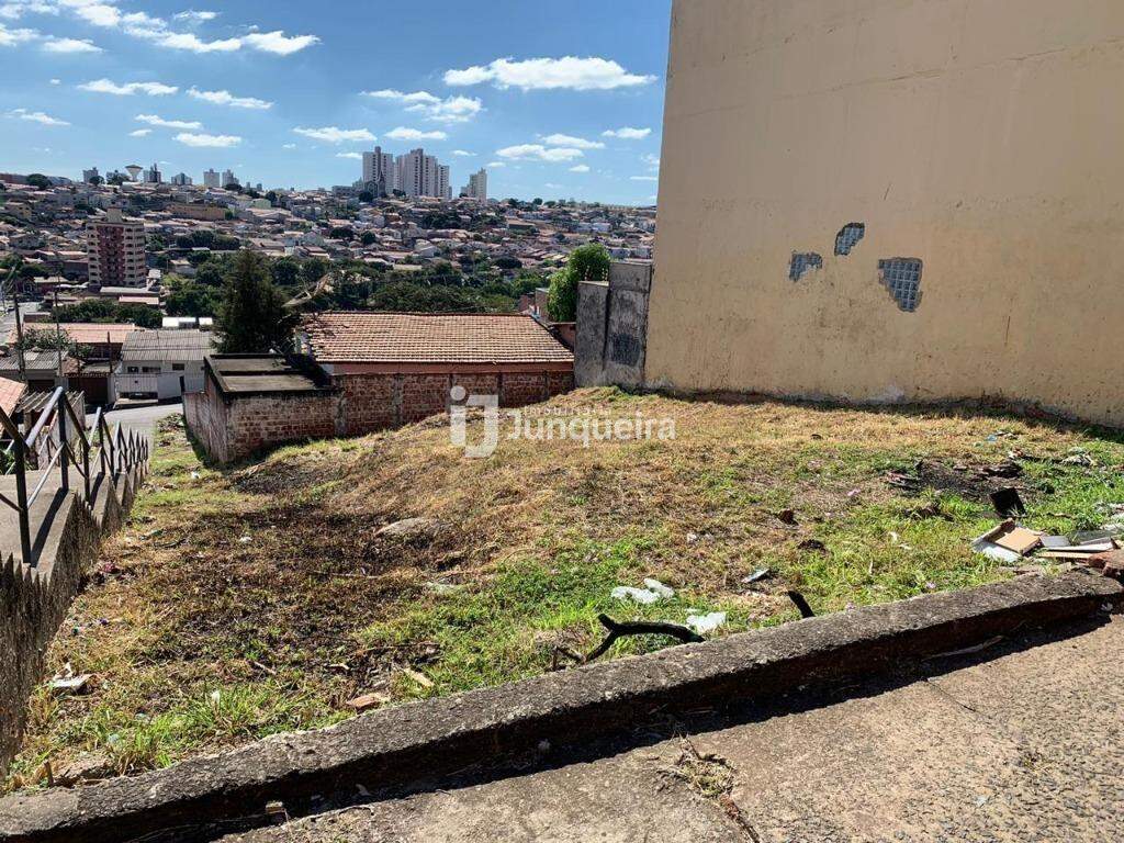 Terreno à venda, no bairro Paulicéia em Piracicaba - SP