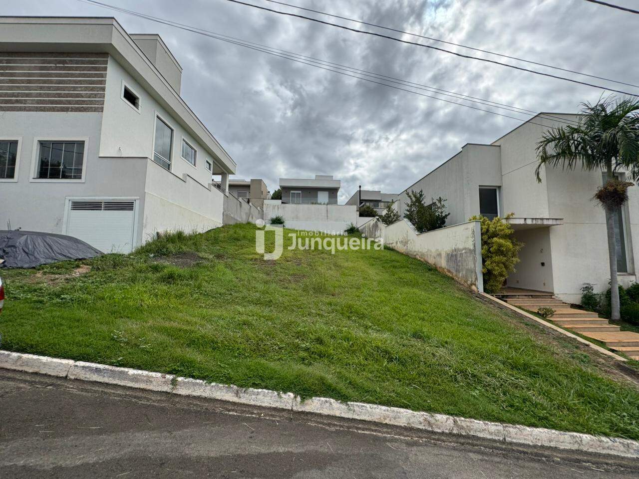 Terreno em Condomínio à venda no Reserva do Engenho , no bairro Reserva do Engenho em Piracicaba - SP