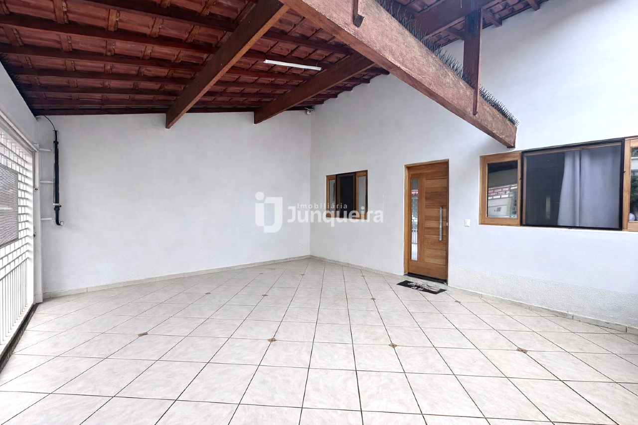 Casa em Condomínio à venda no Villagio Santa Laura, 5 quartos, sendo 2 suítes, 2 vagas, no bairro Água Branca em Piracicaba - SP