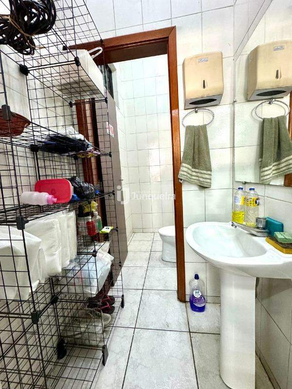 Casa Comercial à venda, no bairro Centro em Piracicaba - SP