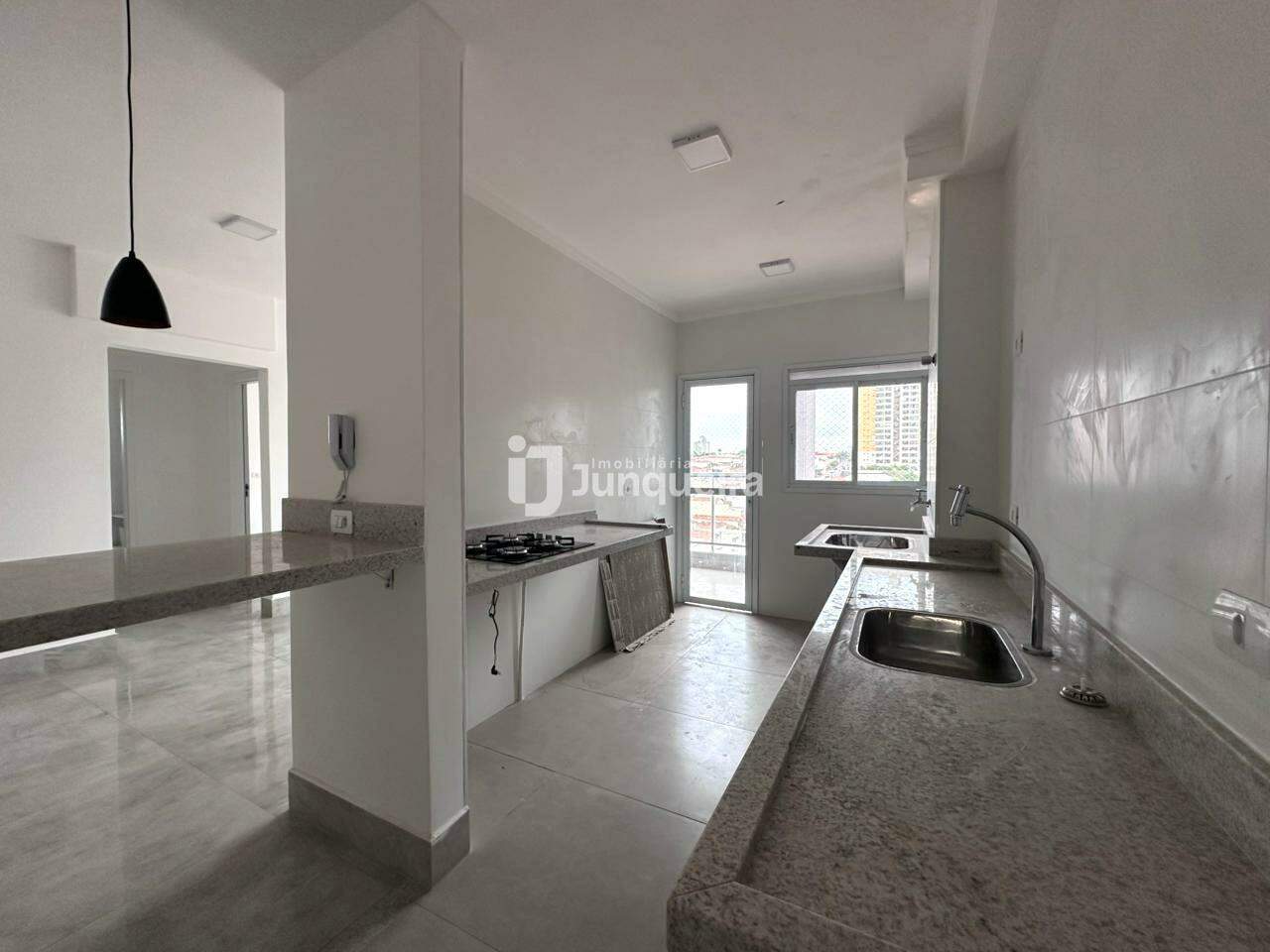 Apartamento à venda no Edifício Residencial Flor do Ipê, 2 quartos, sendo 1 suíte, 2 vagas, no bairro Vila Independência em Piracicaba - SP