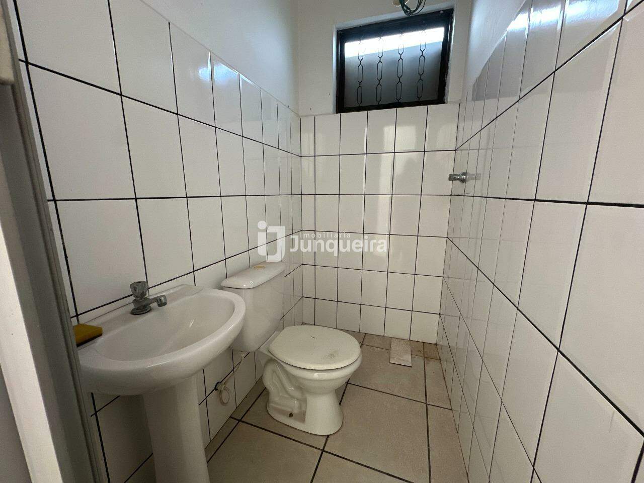Sala Comercial para alugar, no bairro Vila Rezende em Piracicaba - SP