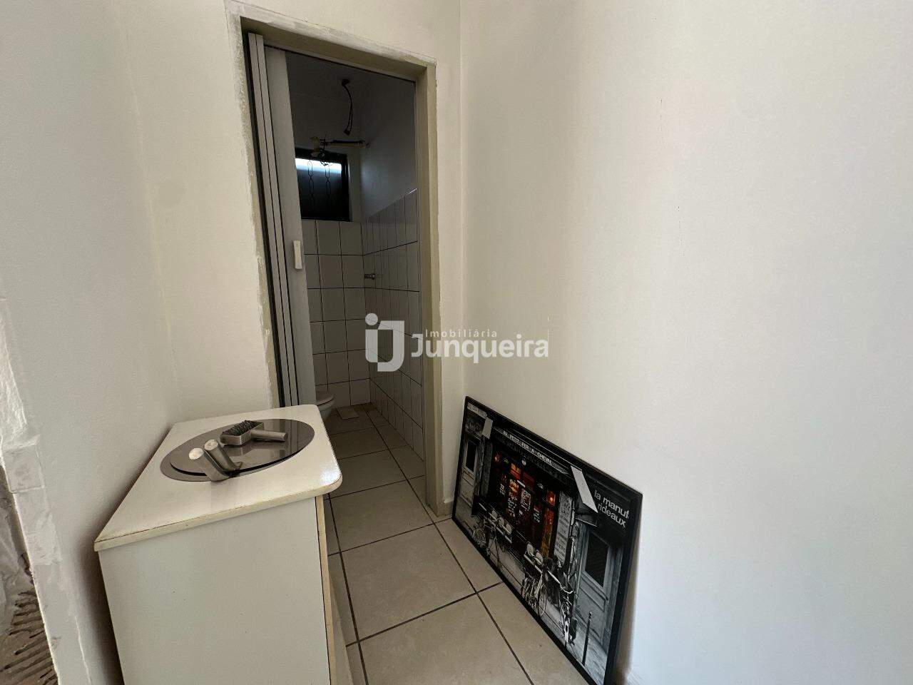 Sala Comercial para alugar, no bairro Vila Rezende em Piracicaba - SP