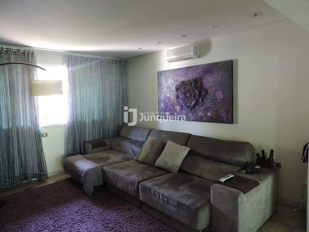 Casa para alugar, 5 quartos, sendo 1 suíte, 6 vagas, no bairro Nova Piracicaba em Piracicaba - SP