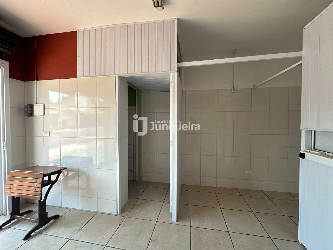 Sala Comercial para alugar, no bairro Vila Rezende em Piracicaba - SP