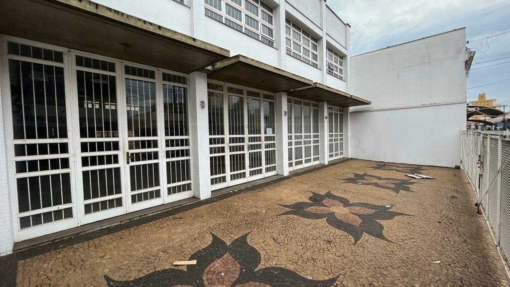 Salão à venda, 4 vagas, no bairro Centro em Piracicaba - SP
