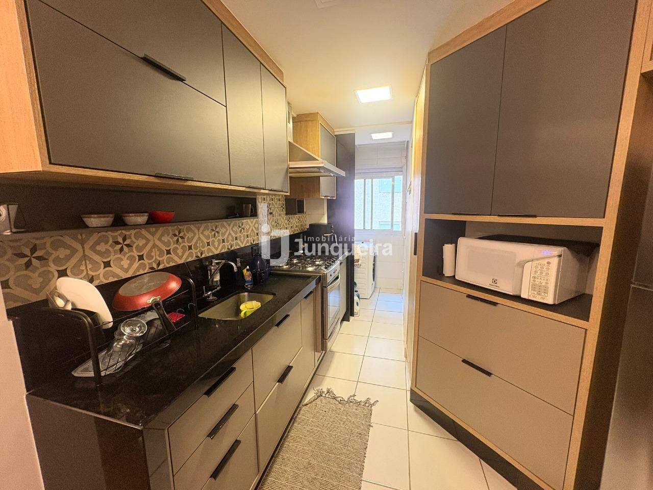 Apartamento à venda no Mirage, 2 quartos, sendo 1 suíte, 2 vagas, no bairro Paulicéia em Piracicaba - SP