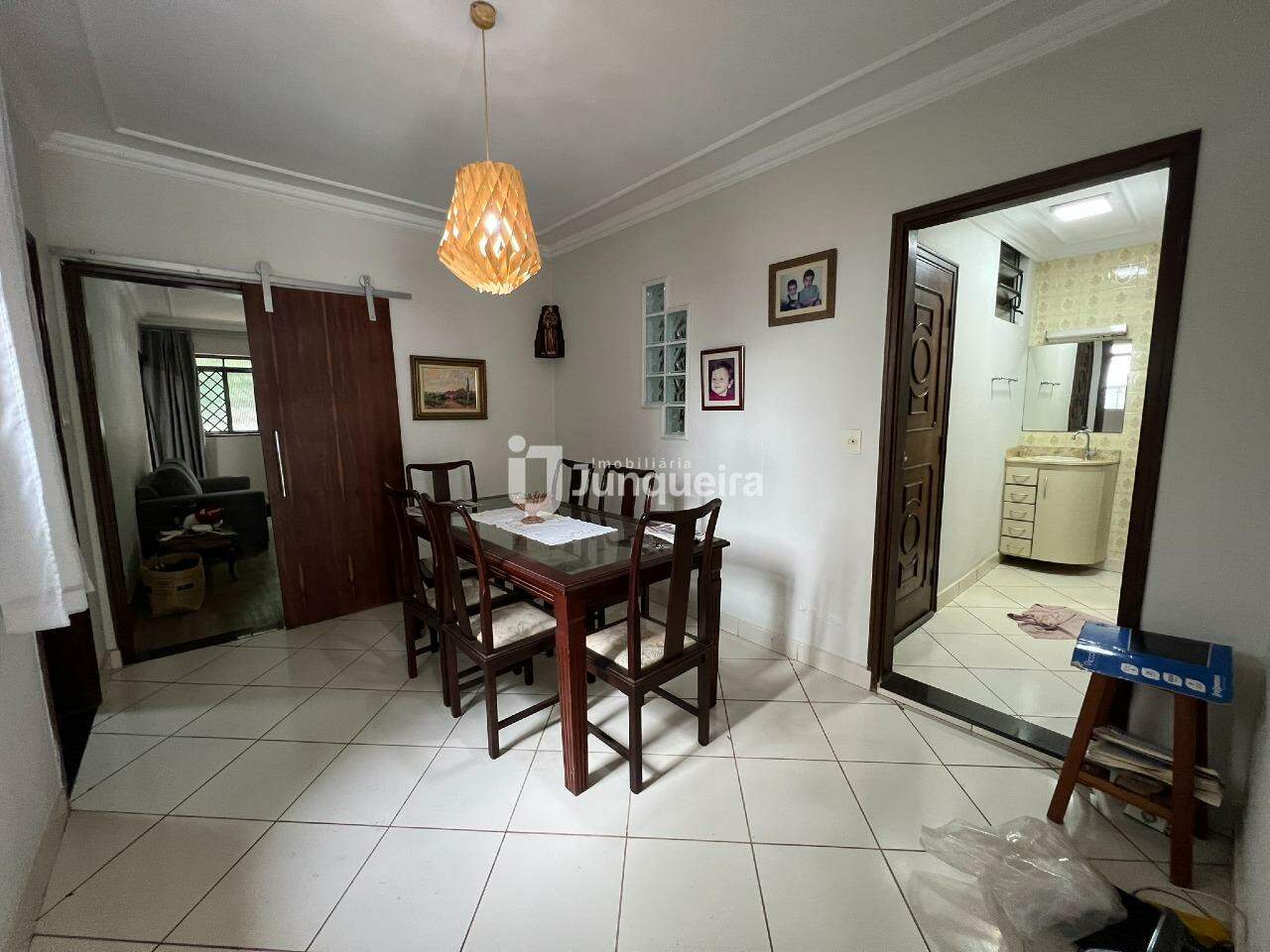 Casa para alugar, 3 quartos, 2 vagas, no bairro Centro em Piracicaba - SP