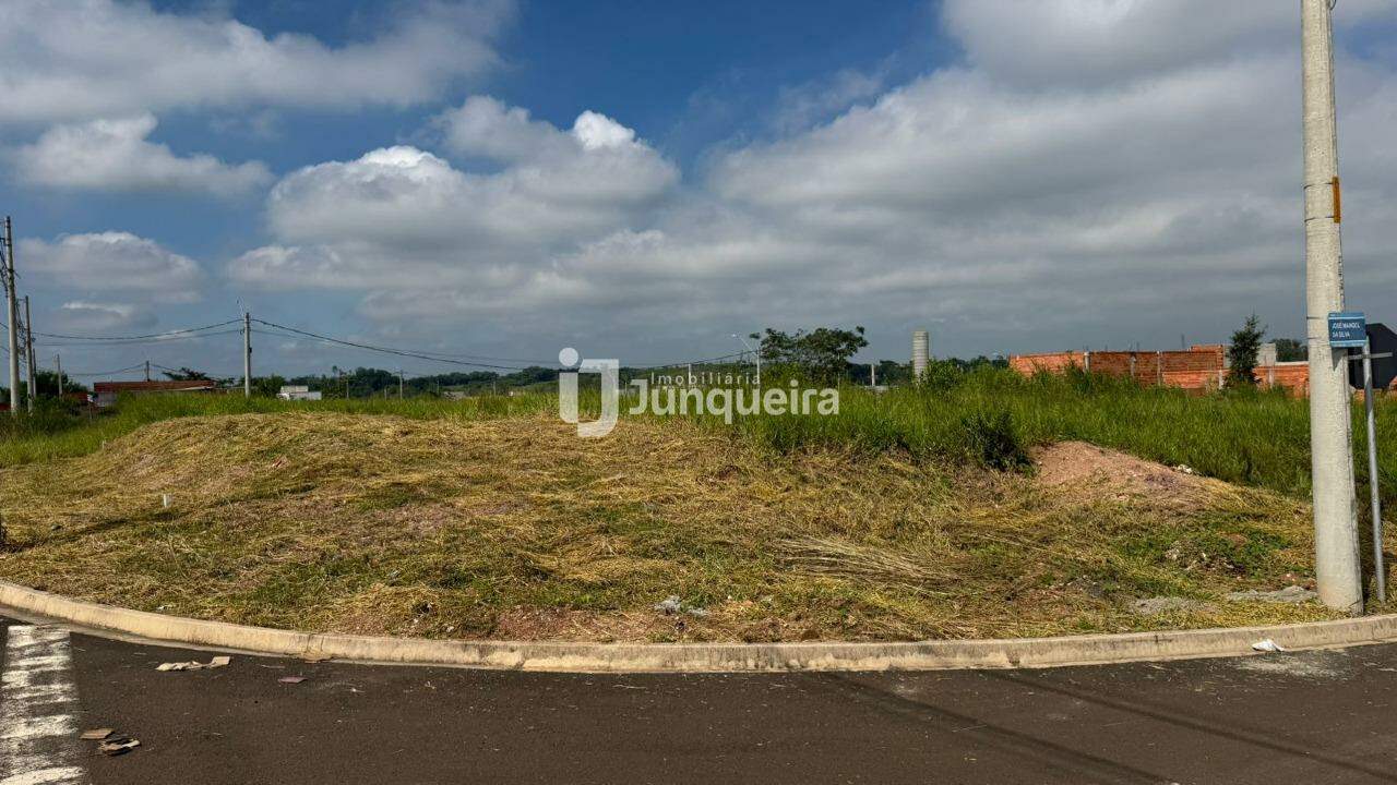 Terreno à venda, no bairro Conquista em Piracicaba - SP