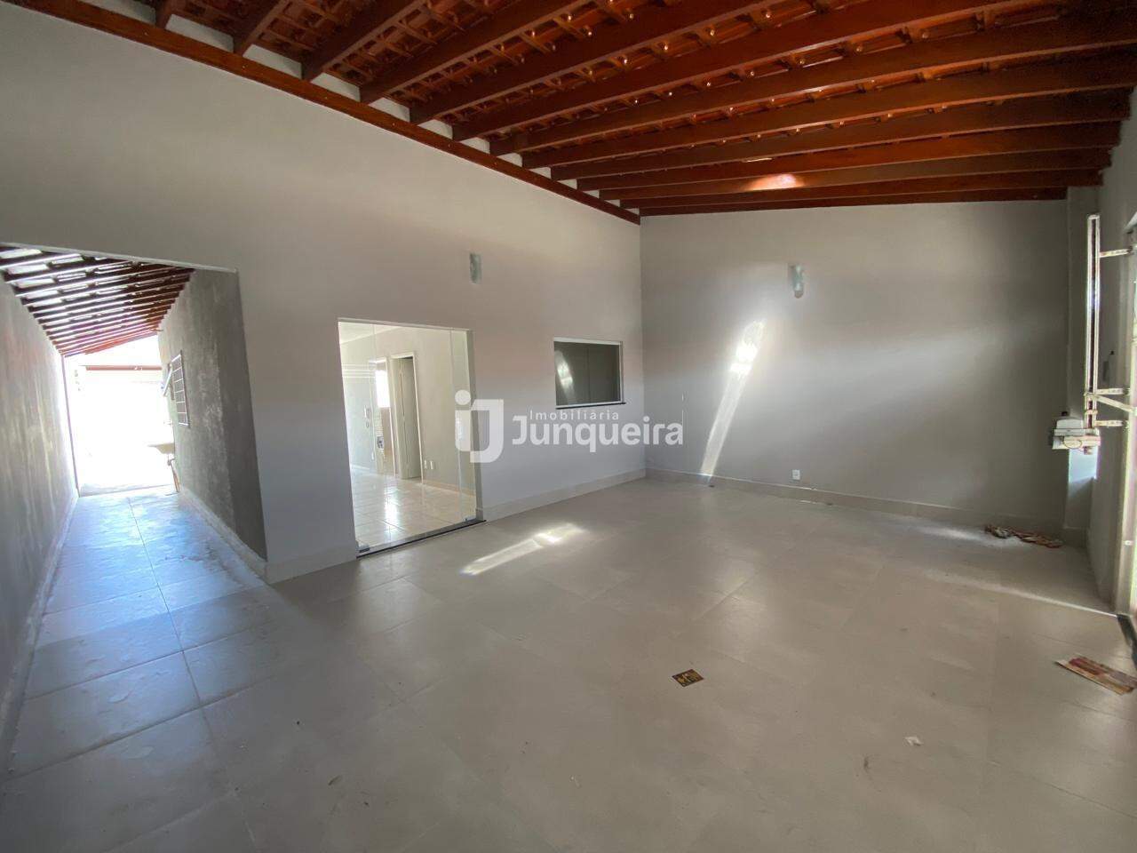 Casa para alugar, 2 quartos, 2 vagas, no bairro Residencial Bertolucci em Piracicaba - SP
