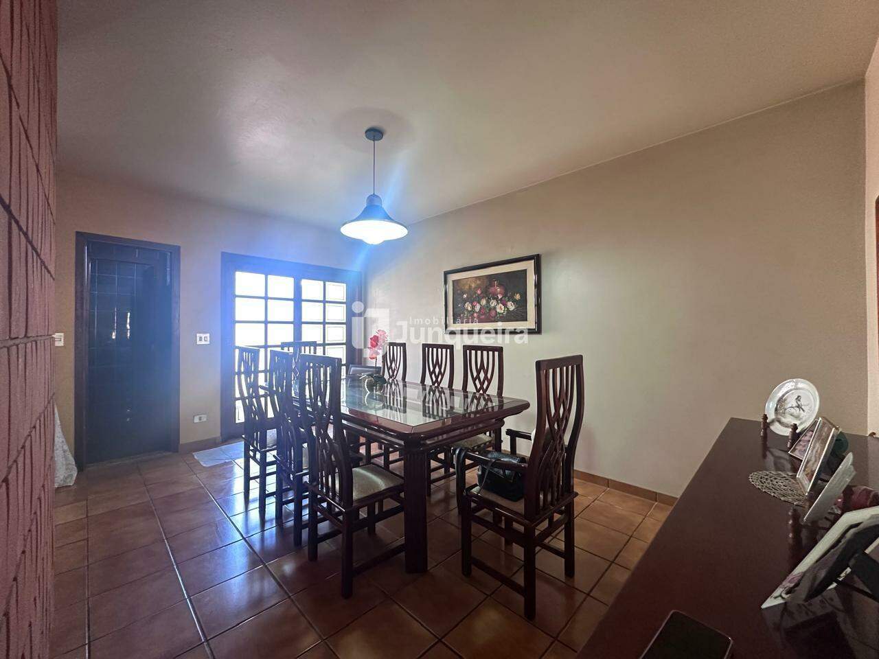 Casa à venda, 4 quartos, sendo 1 suíte, 4 vagas, no bairro Alemães em Piracicaba - SP