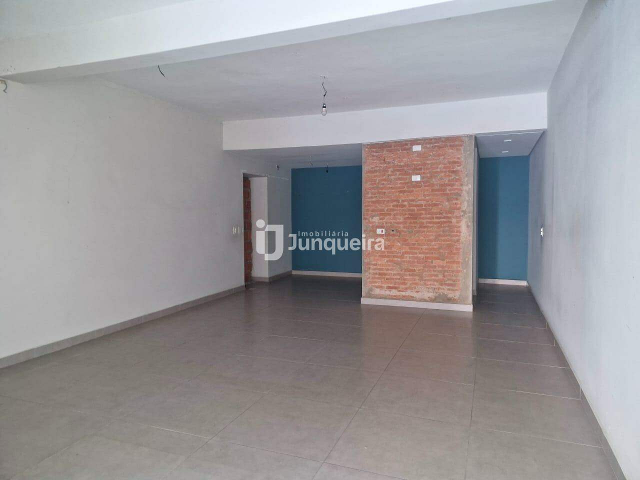 Casa Comercial à venda, 2 quartos, sendo 1 suíte, 1 vaga, no bairro Paulista em Piracicaba - SP