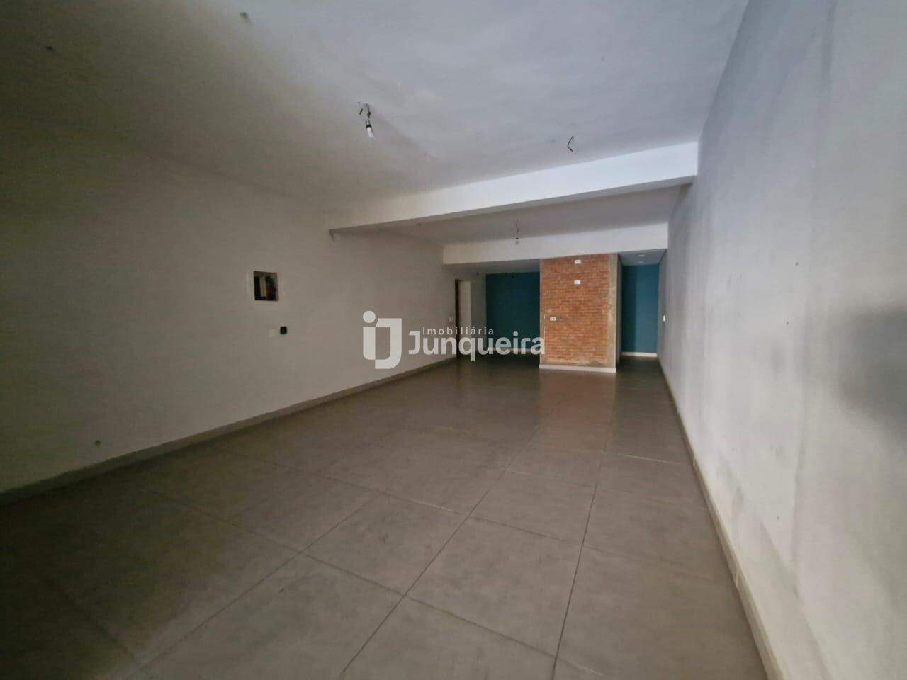 Casa Comercial à venda, 2 quartos, sendo 1 suíte, 1 vaga, no bairro Paulista em Piracicaba - SP