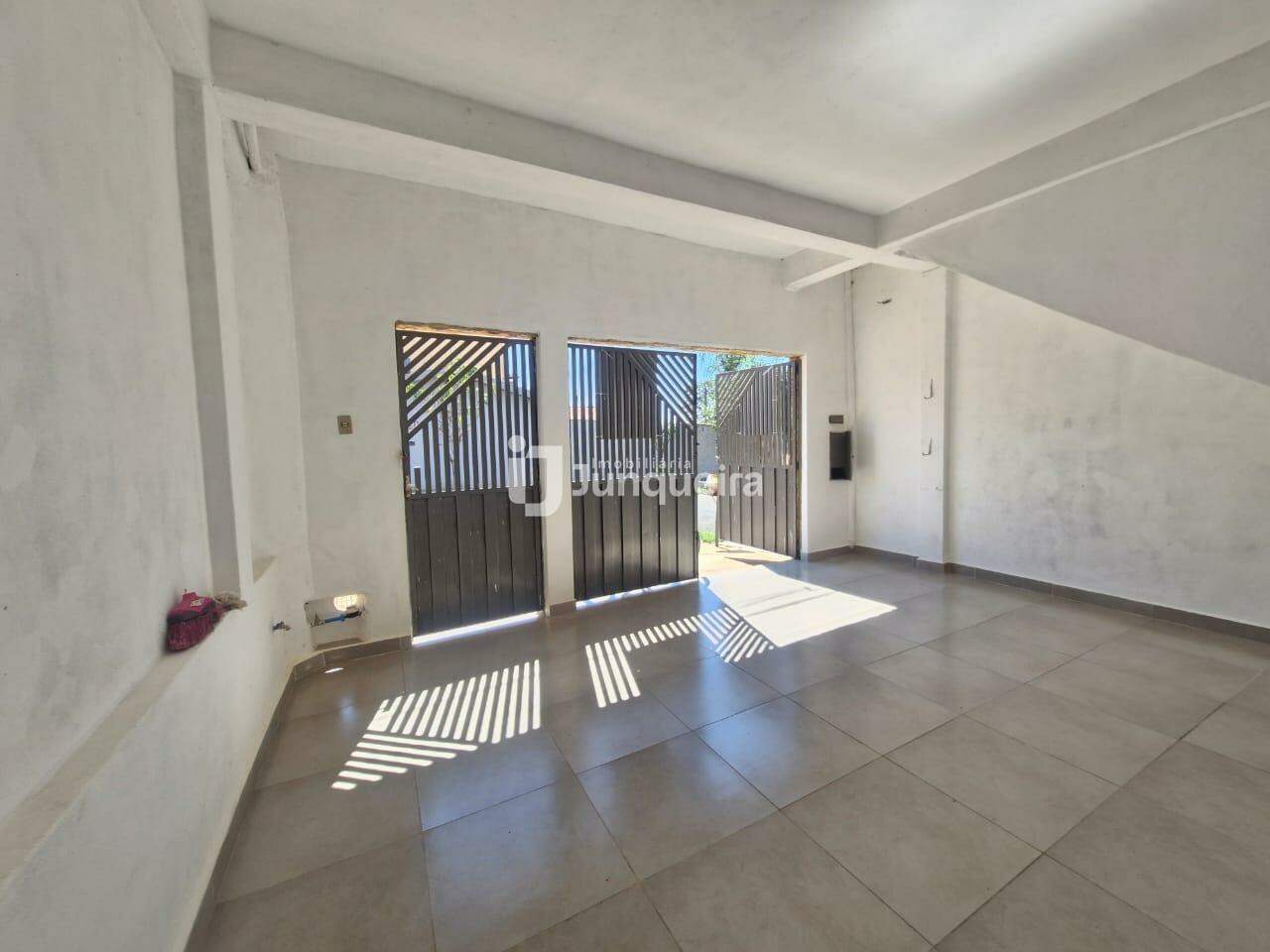 Casa à venda, 3 quartos, sendo 1 suíte, 2 vagas, no bairro Loteamento São Francisco em Piracicaba - SP