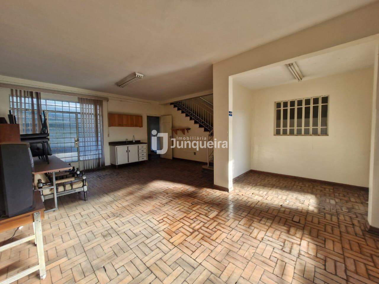 Casa Comercial à venda, 3 quartos, sendo 1 suíte, 1 vaga, no bairro Centro em Piracicaba - SP