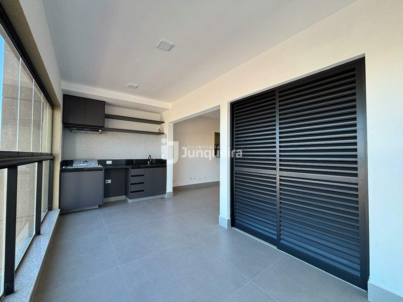 Apartamento para alugar no Ilha de Maui, 3 quartos, sendo 1 suíte, 2 vagas, no bairro São Judas em Piracicaba - SP