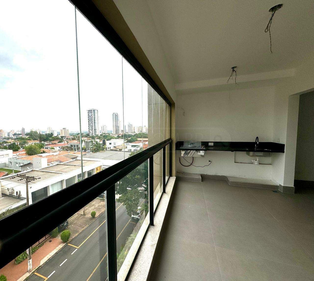 Apartamento para alugar no Ilha de Maui, 3 quartos, sendo 1 suíte, 2 vagas, no bairro São Judas em Piracicaba - SP