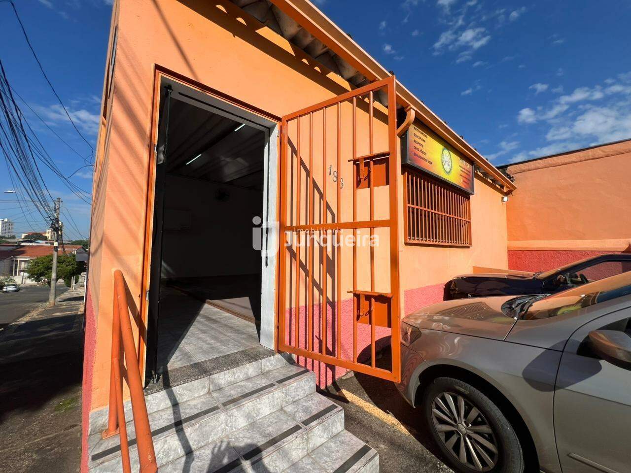 Salão para alugar, 3 vagas, no bairro Higienópolis em Piracicaba - SP