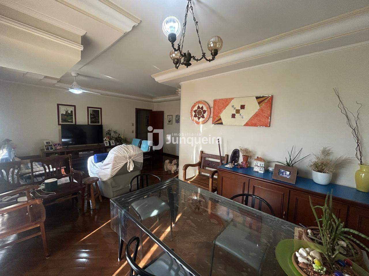 Apartamento à venda no Mont Blanc, 3 quartos, sendo 3 suítes, 2 vagas, no bairro Centro em Piracicaba - SP