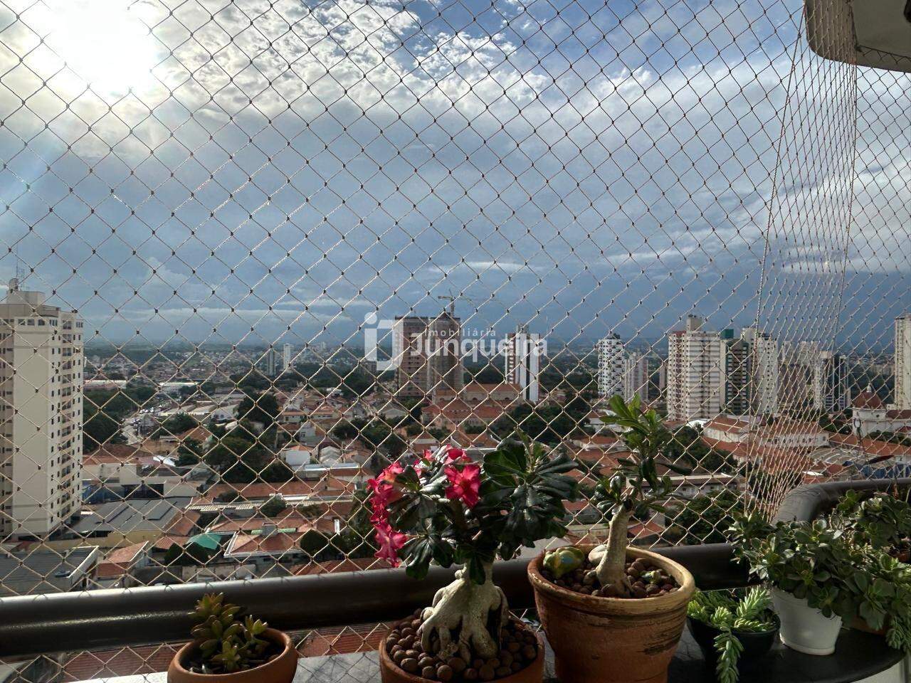 Apartamento à venda no Mont Blanc, 3 quartos, sendo 3 suítes, 2 vagas, no bairro Centro em Piracicaba - SP